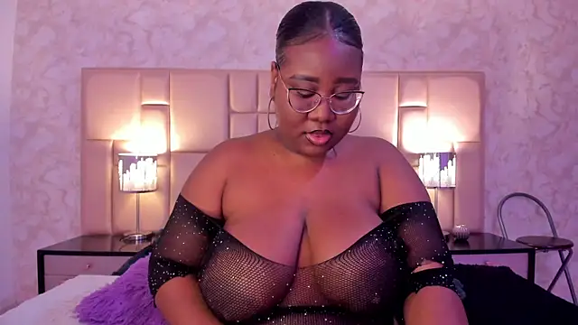 Darnellqueen online show from 01.22.25
