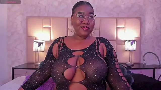 Darnellqueen online show from 01.27.25