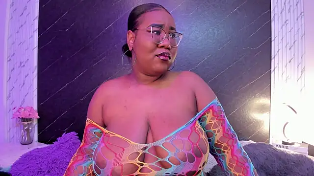 Darnellqueen online show from 11.26.25