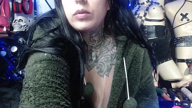 Snapshot of Astartexxx chatting on 01.22.25 Astartexxx online show from 01.22.25
