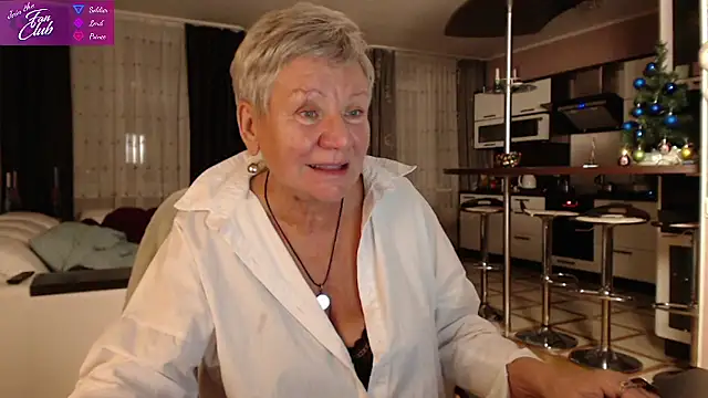 Snapshot of roxana_brooks chatting on 12.20.24 roxana brooks online show from 12.20.24