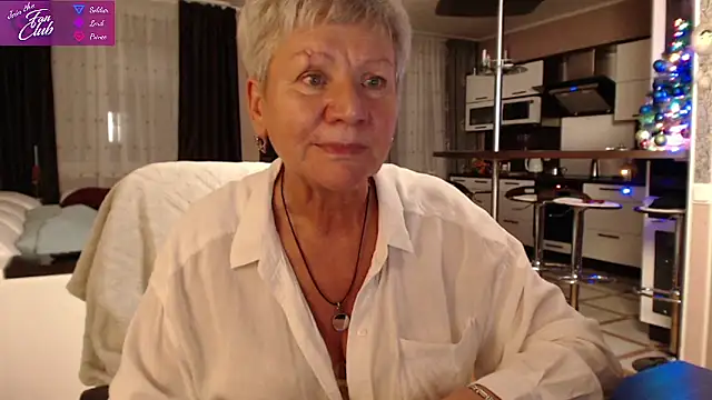 Snapshot of roxana_brooks chatting on 12.28.24 roxana brooks online show from 12.28.24