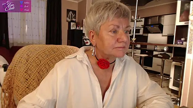 Snapshot of roxana_brooks chatting on 01.14.25 roxana brooks online show from 01.14.25