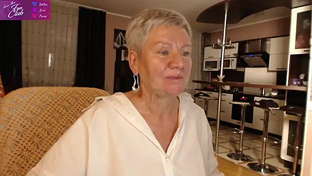 Snapshot of roxana_brooks chatting on 01.16.25 roxana brooks online show from 01.16.25
