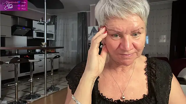 Snapshot of roxana_brooks chatting on 01.22.25 roxana brooks online show from 01.22.25