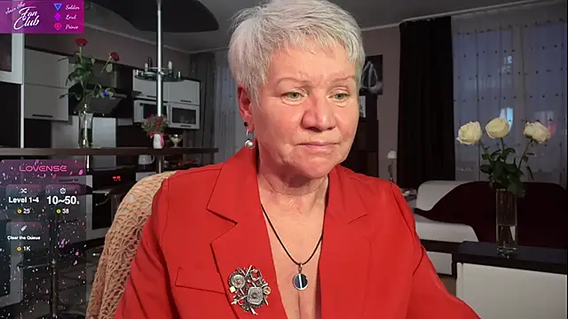 Snapshot of roxana_brooks chatting on 02.05.25 roxana brooks online show from 02.05.25