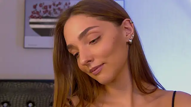 VirginieCruz online show from 01.24.25