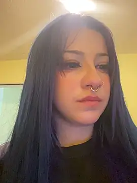 Snapshot of Lucygothic chatting on 02.21.25 Lucygothic online show from 02.21.25