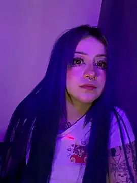 Snapshot of Lucygothic chatting on 02.26.25 Lucygothic online show from 02.26.25