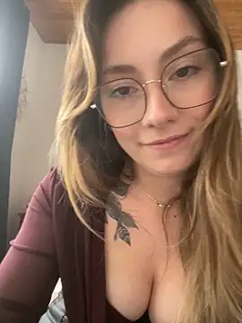 TalullaX online show from 11.11.25