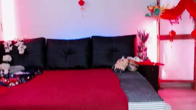 Snapshot of Wildorchid_ chatting on 02.02.25 Wildorchid online show from 02.02.25