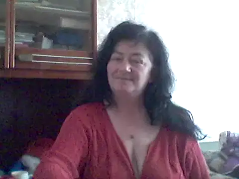 Snapshot of GypsiQueen2 chatting on 02.16.25 GypsiQueen2 online show from 02.16.25