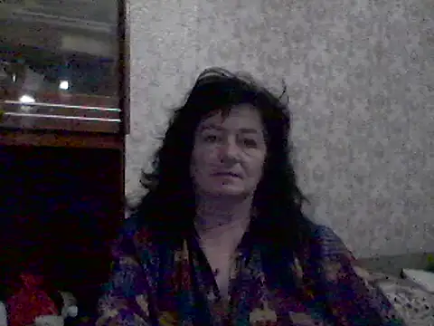Snapshot of GypsiQueen2 chatting on 02.25.25 GypsiQueen2 online show from 02.25.25