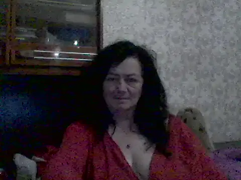 Snapshot of GypsiQueen2 chatting on 02.27.25 GypsiQueen2 online show from 02.27.25