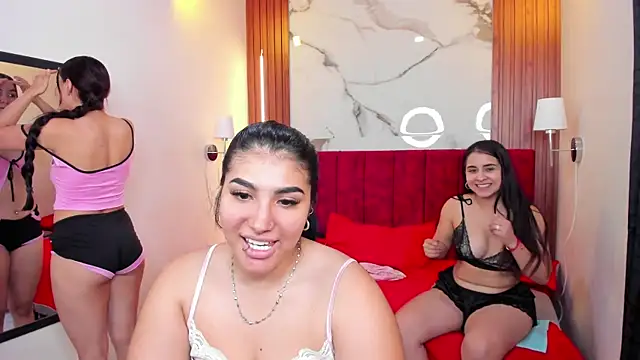 Snapshot of Afrodita-hott chatting on 02.28.25 Afrodita-hott online show from 02.28.25