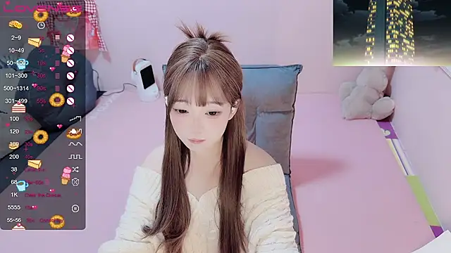 Snapshot of TUTU-new chatting on 01.04.25 TUTU-new online show from 01.04.25