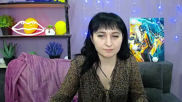 Snapshot of NinaFlawlees chatting on 01.25.25 NinaFlawlees online show from 01.25.25