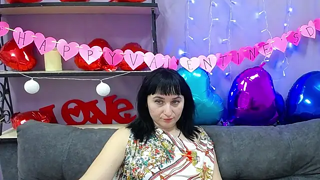 Snapshot of NinaFlawlees chatting on 02.16.25 NinaFlawlees online show from 02.16.25