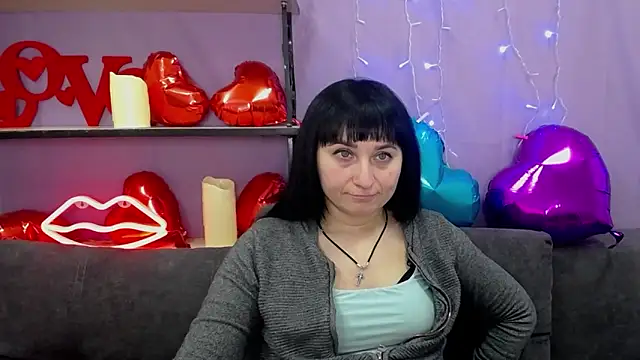 Snapshot of NinaFlawlees chatting on 03.01.25 NinaFlawlees online show from 03.01.25