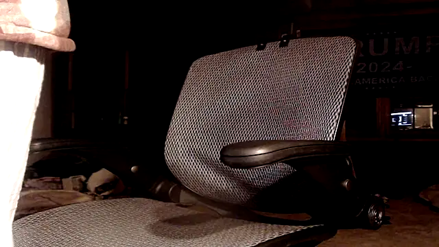 Snapshot of cashmasterzobistone chatting on 03.03.25 cashmasterzobistone online show from 03.03.25