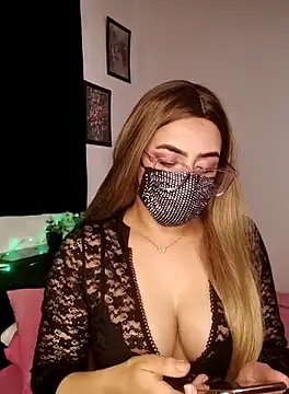 Snapshot of Bayan-Queen chatting on 03.16.25 Bayan-Queen online show from 03.16.25