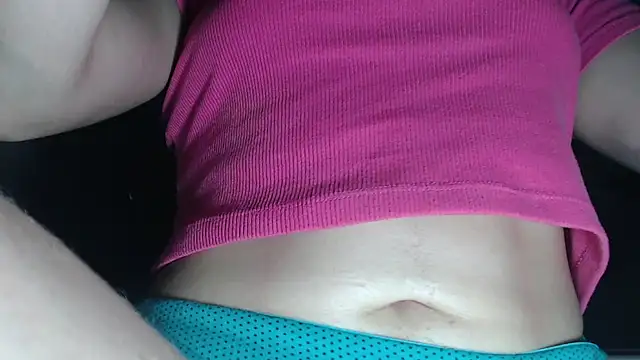 Snapshot of candylove05 chatting on 10.31.25 candylove05 online show from 10.31.25