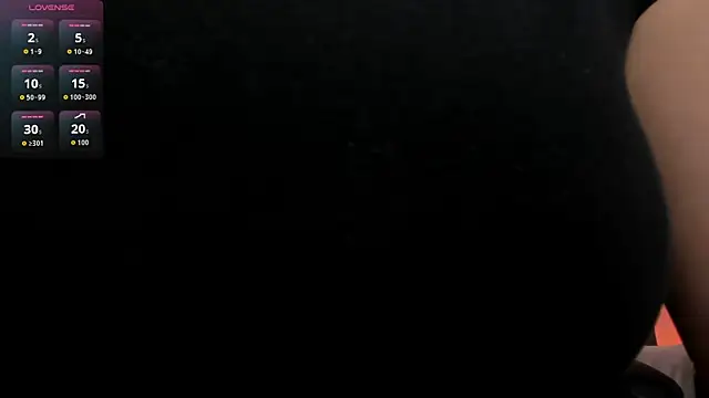 Snapshot of RossieRhoades chatting on 09.18.25 RossieRhoades online show from 09.18.25