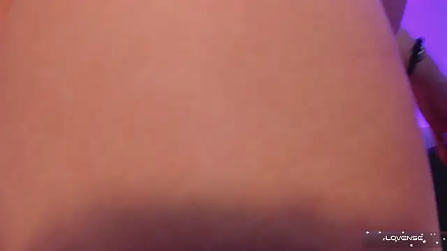 Snapshot of EveBensonX chatting on 02.26.25 EveBensonX online show from 02.26.25