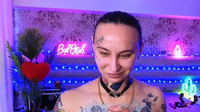 Snapshot of Cool_Freak_ chatting on 03.10.25 Cool Freak online show from 03.10.25