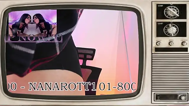 Snapshot of NanaRott chatting on 01.25.25 NanaRott online show from 01.25.25