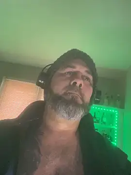 Snapshot of Cristian-Brayan chatting on 01.16.25 Cristian-Brayan online show from 01.16.25