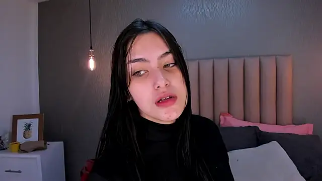 Alexa Thaylor  online show from 03.13.25