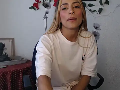 Liamiler01  online show from 12.19.24