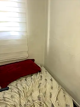 Liamiler01  online show from 09.25.25