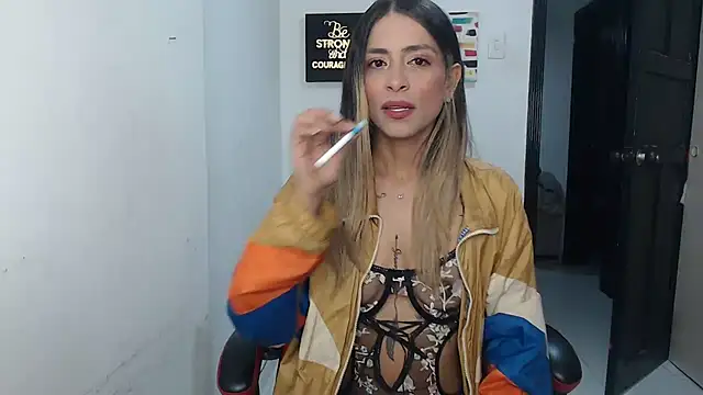 Liamiler01  online show from 10.24.25