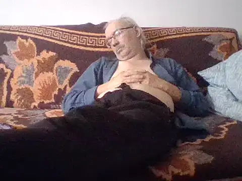 cumloverboyxx69 online show from 01.18.25