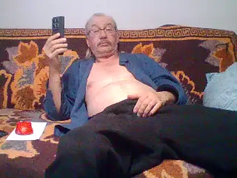 cumloverboyxx69 online show from 02.24.25