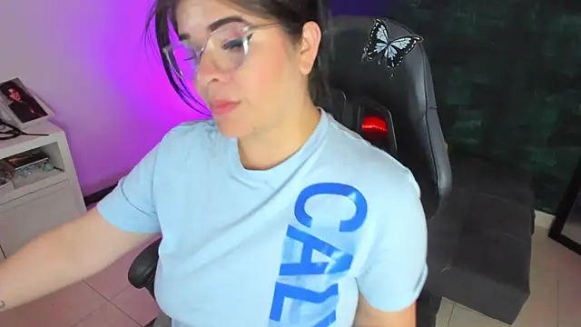 BellaFlaming online show from 01.16.25