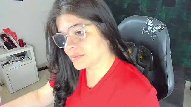 BellaFlaming online show from 02.01.25