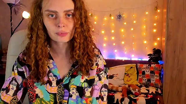 Snapshot of mia_grantes chatting on 12.25.24 mia grantes online show from 12.25.24