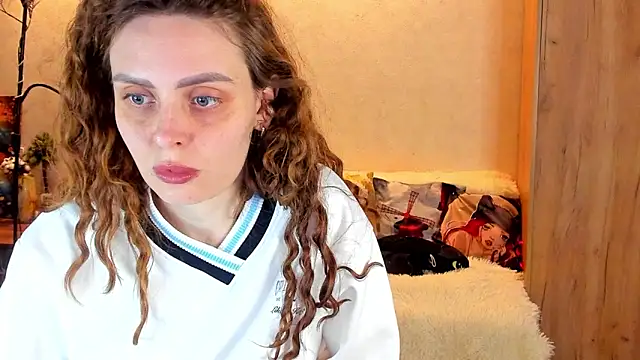 Snapshot of mia_grantes chatting on 03.07.25 mia grantes online show from 03.07.25