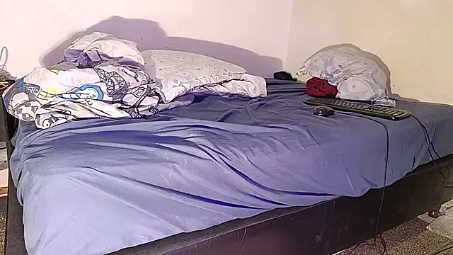 Snapshot of AmazingFuckCam chatting on 10.05.25 AmazingFuckCam online show from 10.05.25