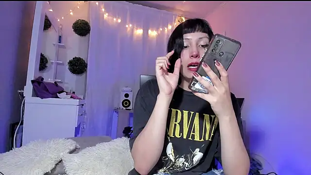 Snapshot of Room312_ chatting on 12.23.24 Room312 online show from 12.23.24