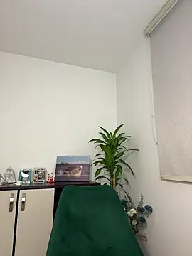 Your Honeey online show from 11.04.25