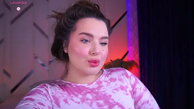 CuteAmberr online show from 02.07.25