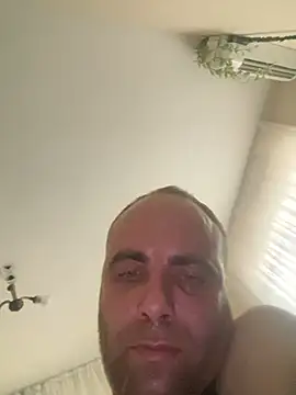 Snapshot of mustican422 chatting on 01.26.25 mustican422 online show from 01.26.25