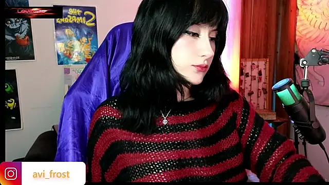 Snapshot of avi_frost chatting on 12.24.24 avi frost online show from 12.24.24