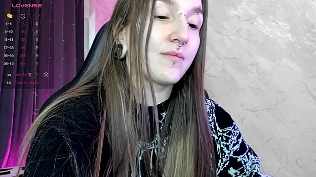 Snapshot of Pink_diablo chatting on 03.16.25 Pink diablo online show from 03.16.25