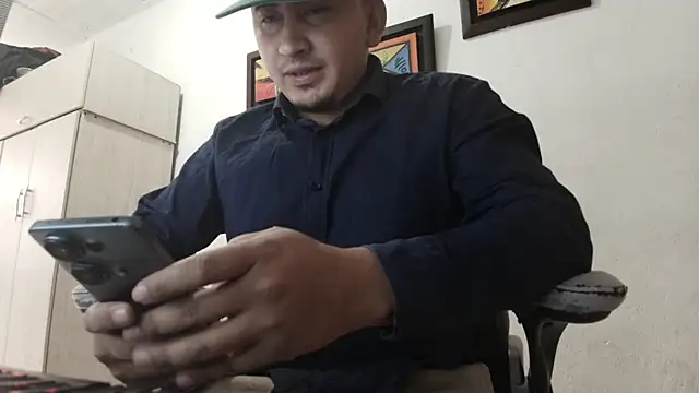 Snapshot of myke_andrade chatting on 10.03.25 myke andrade online show from 10.03.25