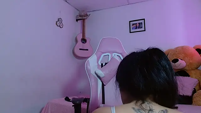 Dakota bumm online show from 12.05.25